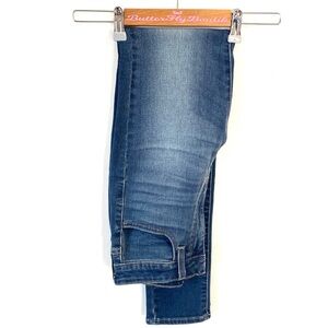 (B25) Levis Blue denim distressed knee cutout skinny jeans, Size 27